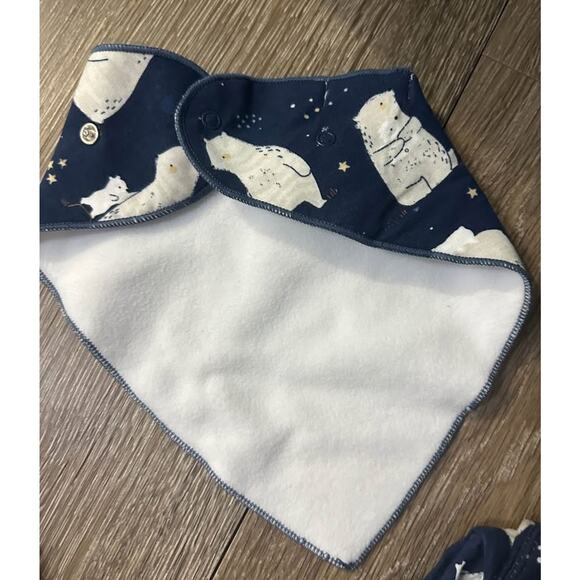 Angel Dear 3-6M Polar Bear Set – Bodysuit, Hat, Bib & Swaddle – Blue Bamboo EUC - Picture 4 of 6
